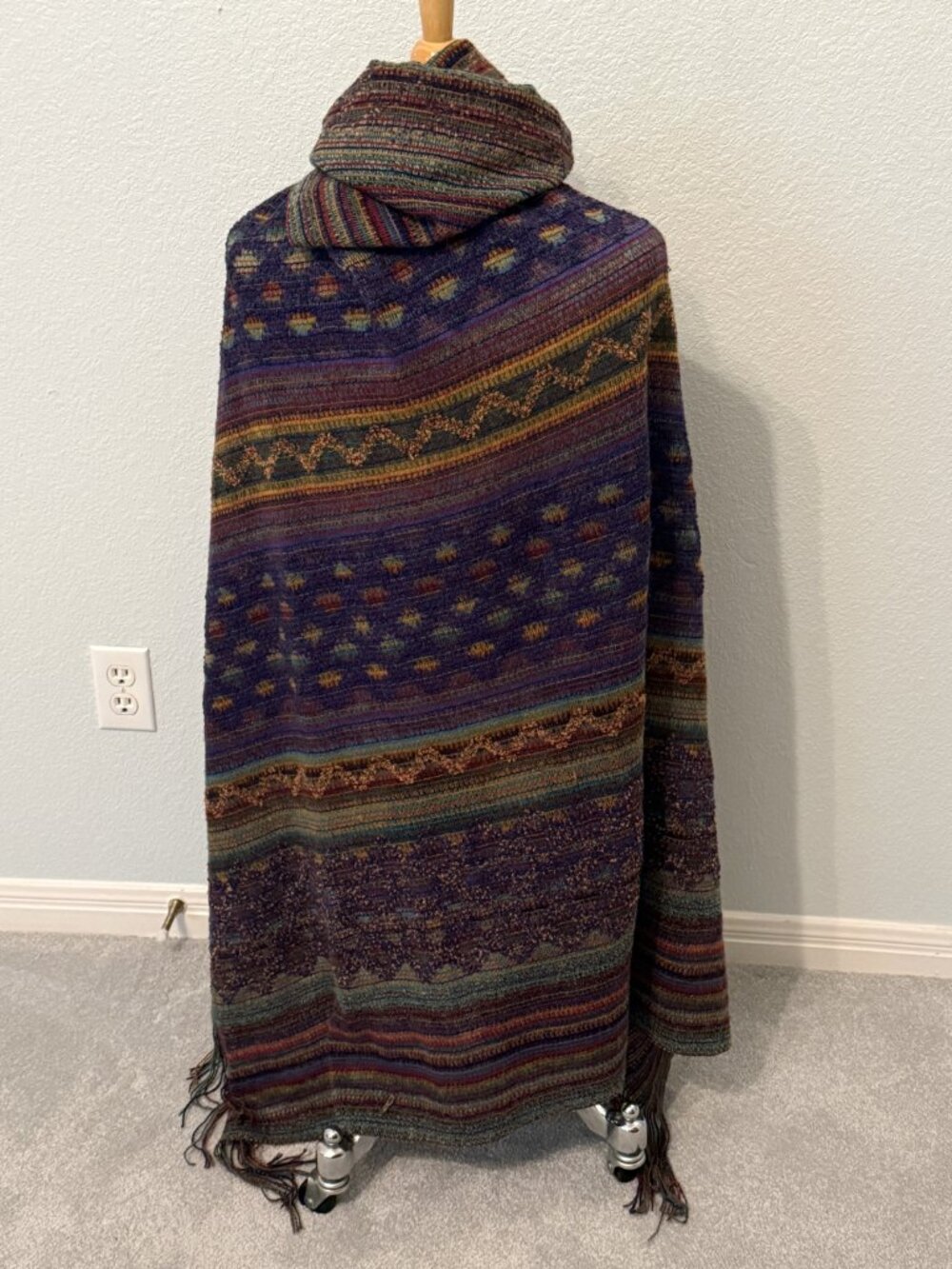 Missoni Vintage Large Knit Multicolor Scarf Shawl Wrap Mohair Wool Italy Fringe - Picture 4 of 10